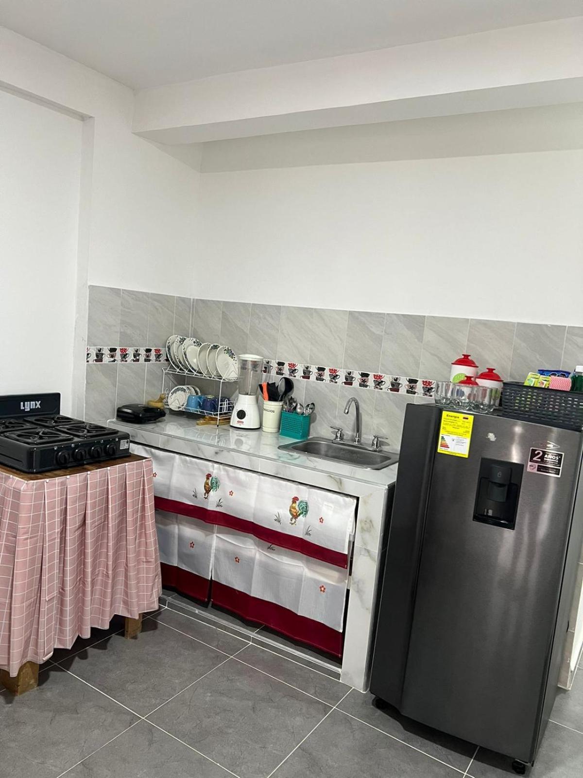 Apartamento Los Laureles 圣玛尔塔 外观 照片
